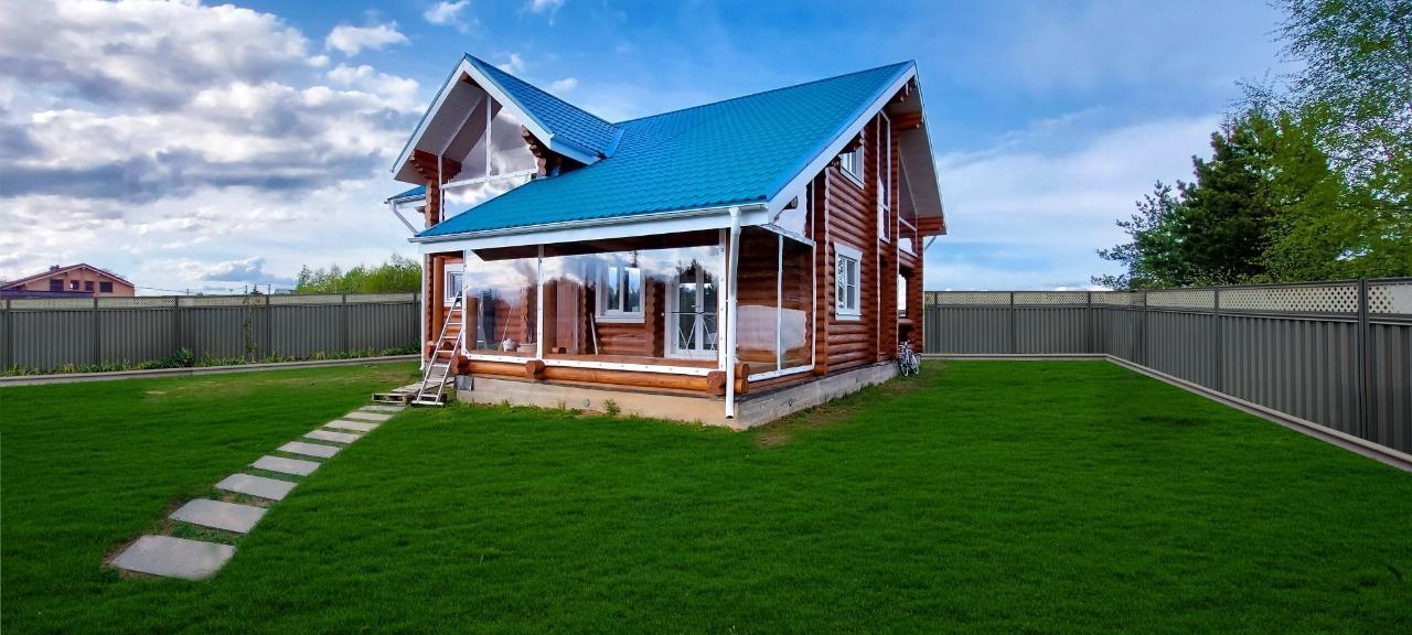 Мягкие окна на веранде загородного дома в посёлке Михнево